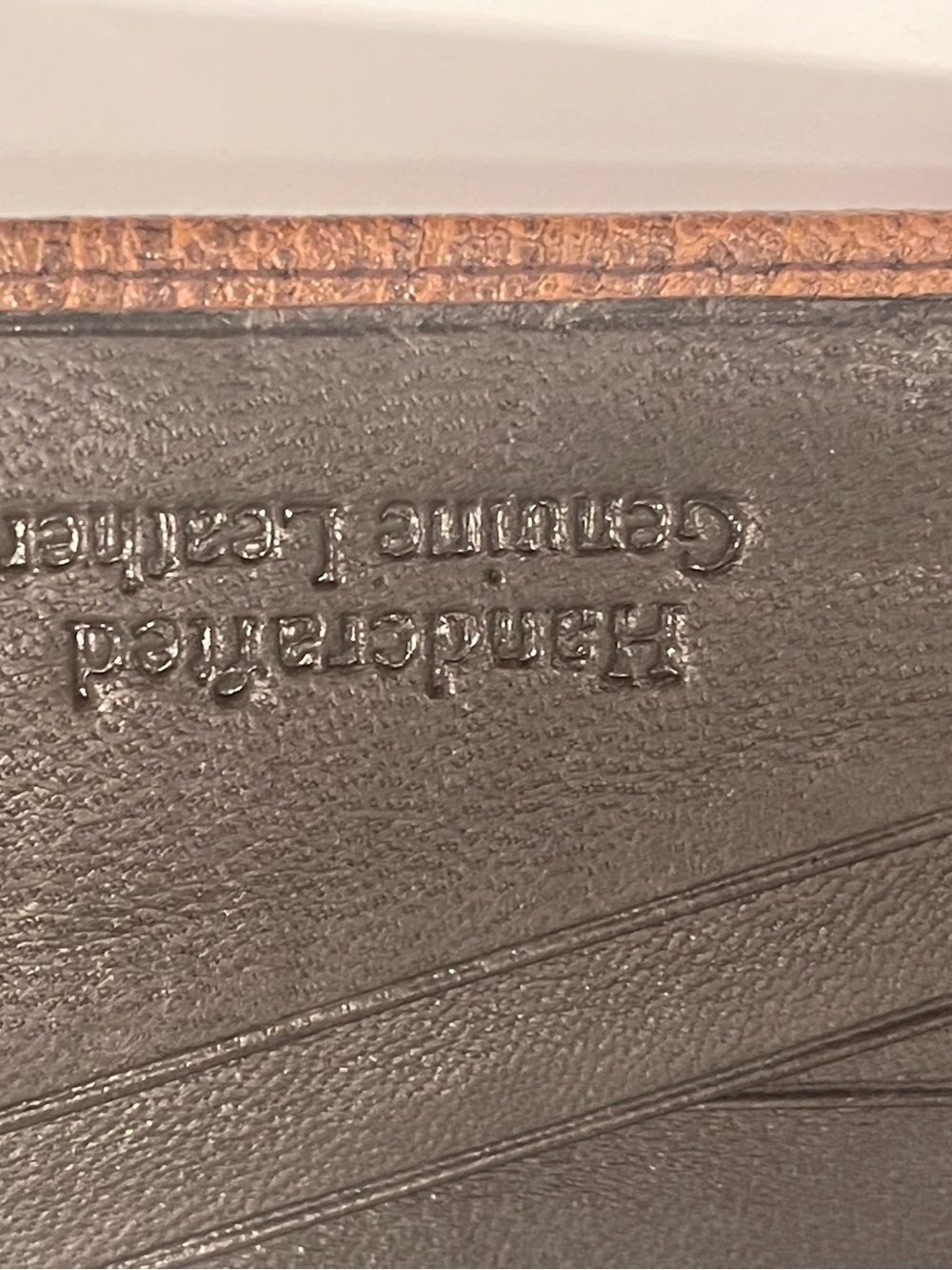 Brown Lizard Embossed Leather Bifold Wallet handcrafted - Picture 6 of 10